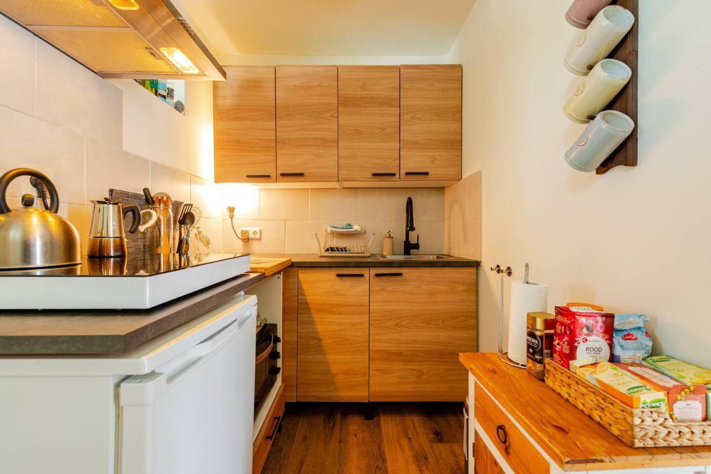 Tiny House - Fietsverhuur, Eigen Keuken En Badkamer Apartment *
